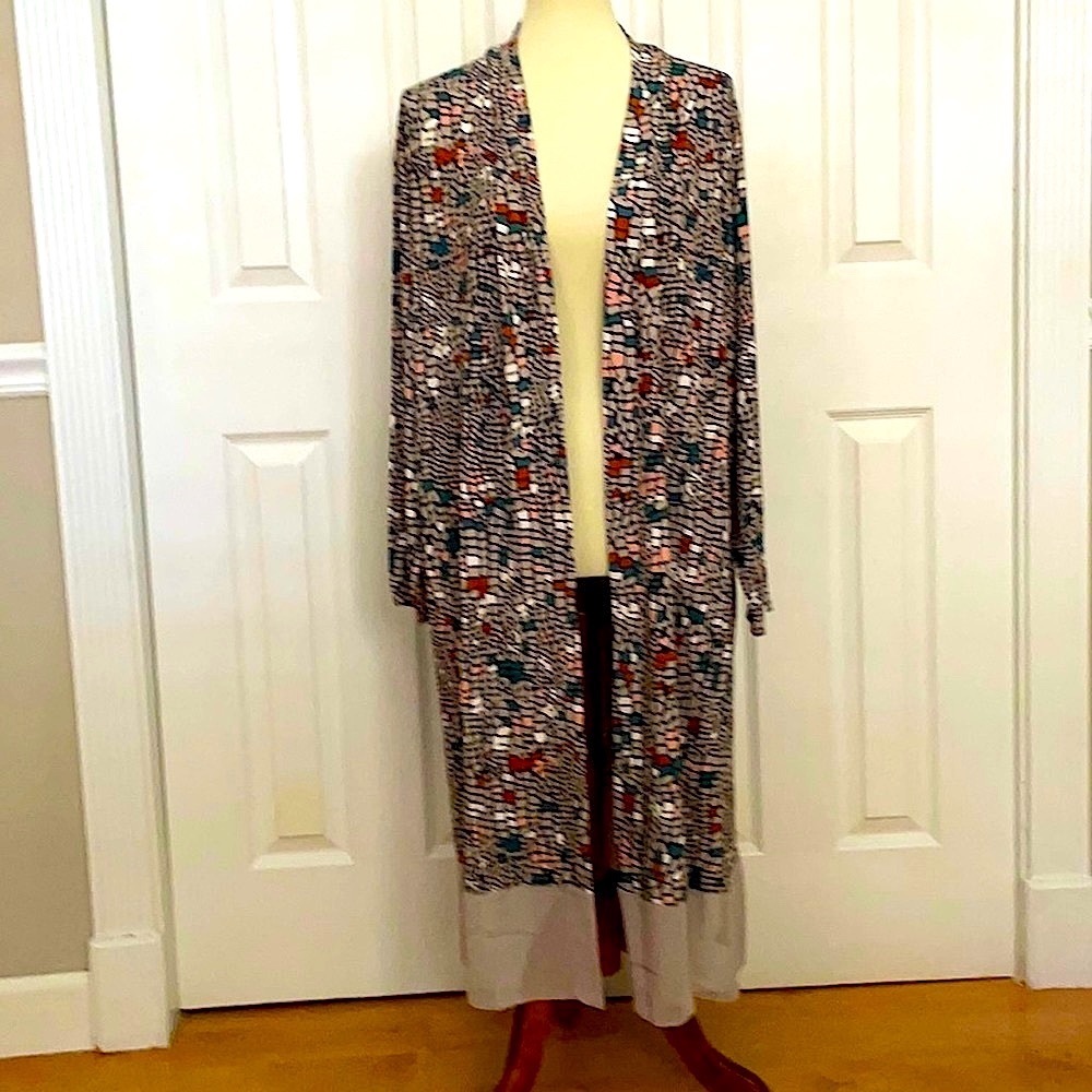 NWT LOGO SZ 2x Ling Jacket sheer hem colorful